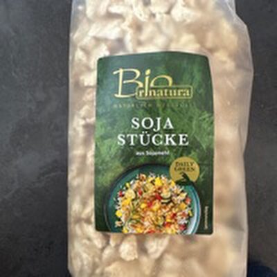 Soja Stücke