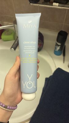 clear.shot Moisturizing Facial Cleansing Gel