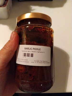 Garlic pickle