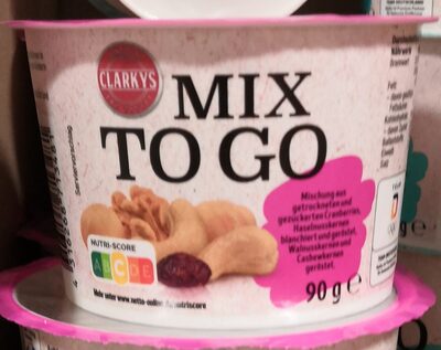 Clarkys Mix To Go Cashew