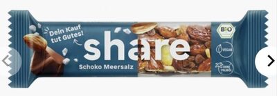 Share Nuss Schokoriegel mit Meersalz